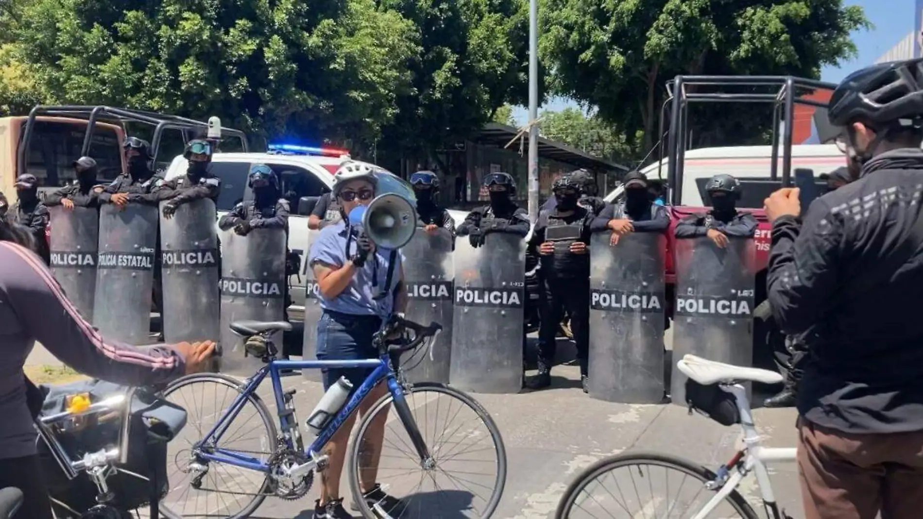 Diputada del PAN se solidariza con grupos ciclistas y lamenta las acciones de la policía estatal